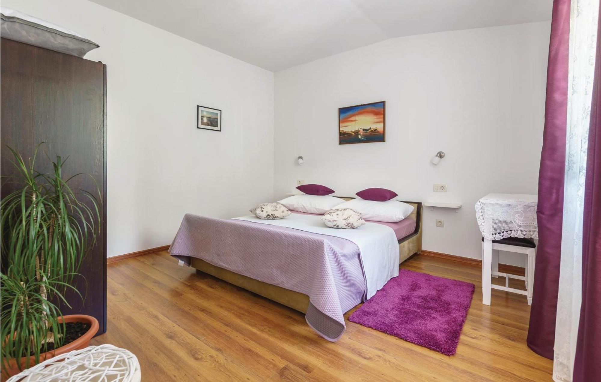 Lovely Apartment In Ostrvica With Wifi Exterior foto